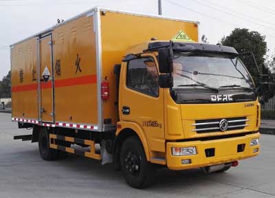 大力牌DLQ5110XFWEQ型腐蝕性物品廂式運(yùn)輸車