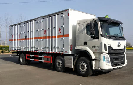 大力牌DLQ5260XFWLZ6型腐蝕性物品廂式運輸車