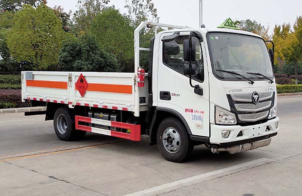 舜德牌SDS5045TQPBJ6型氣瓶運(yùn)輸車