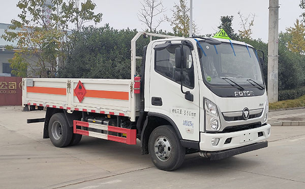 舜德牌SDS5080TQPBJ6型氣瓶運(yùn)輸車